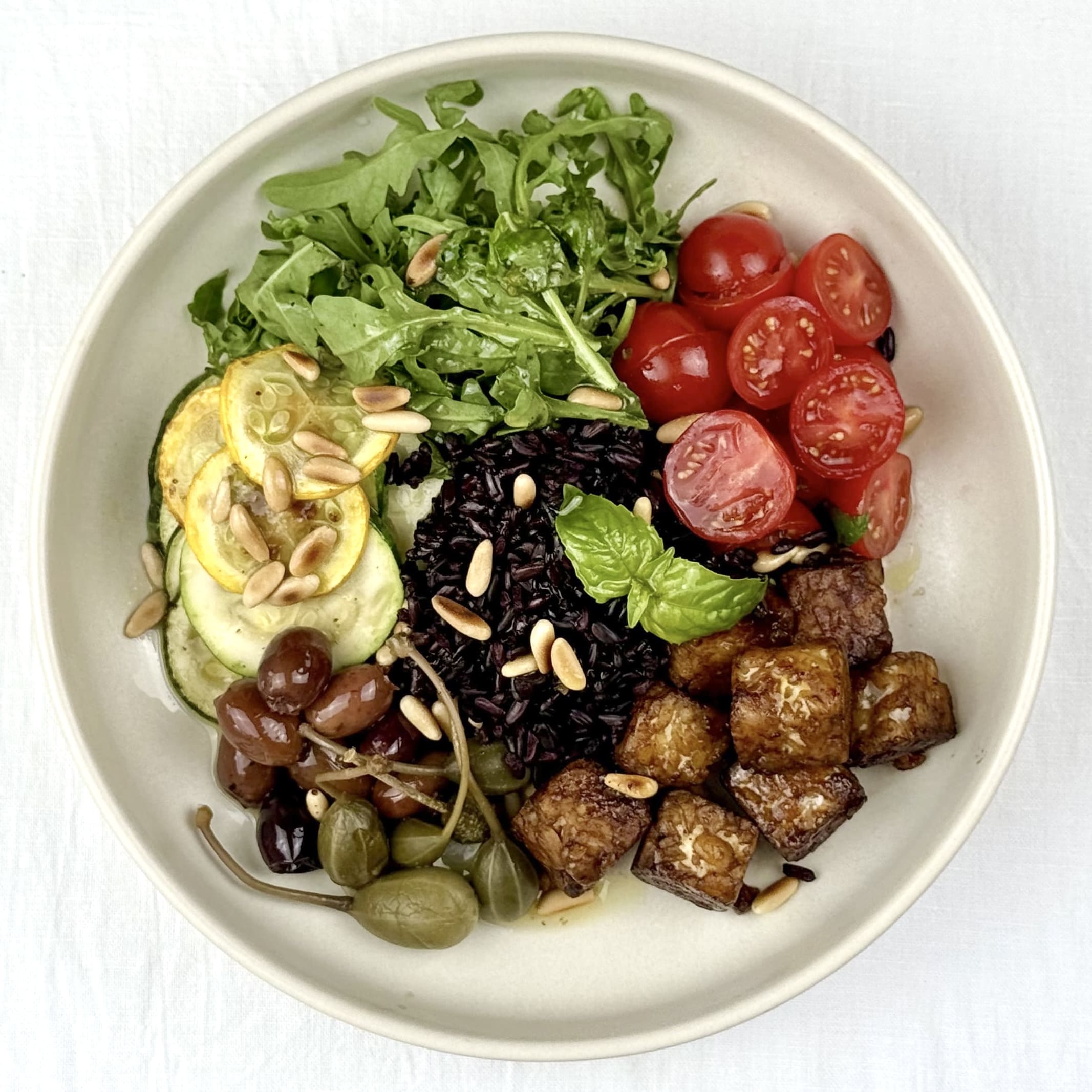 BOWL MEDITERRANEA CON TEMPEH